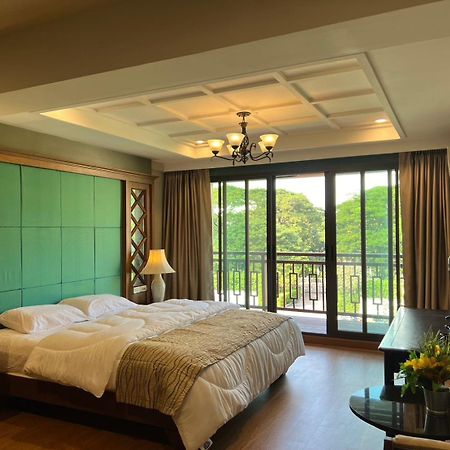 Quinstel Hostel กรุงเทพมหานคร ภายนอก รูปภาพ