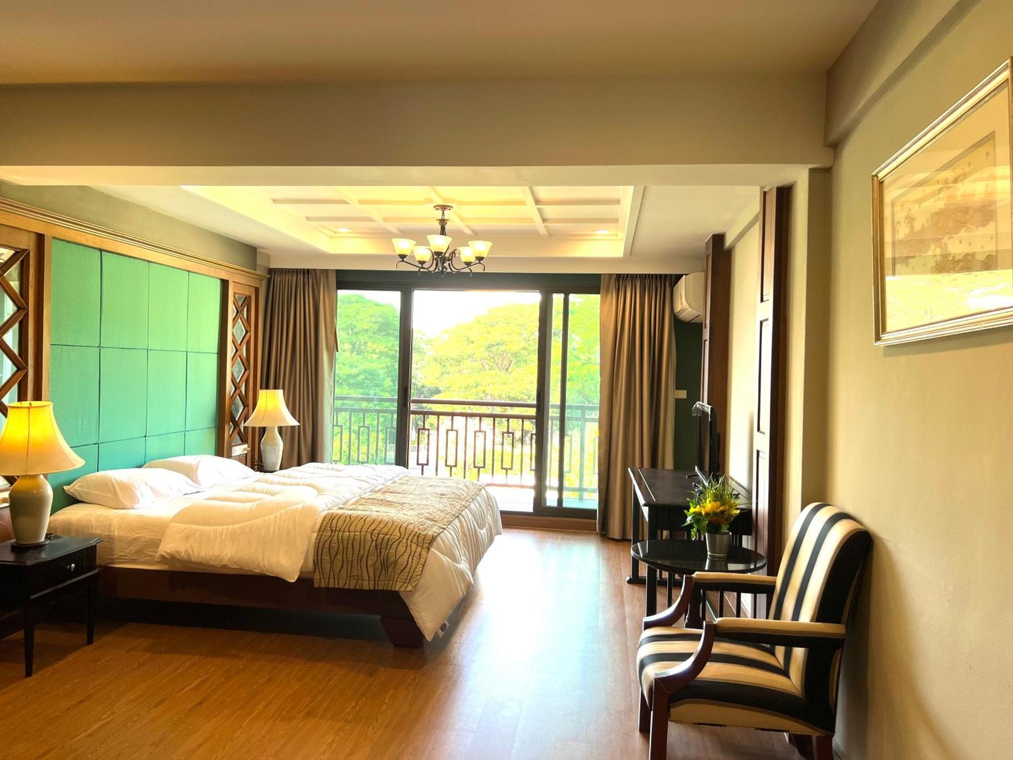 Quinstel Hostel กรุงเทพมหานคร ภายนอก รูปภาพ